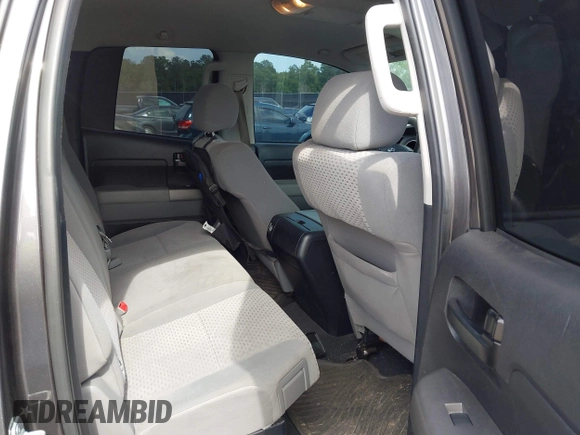 2012 Toyota Tundra z VIN 5TFUW5F10CX265994, wystawiony jako IAAI lot #42172968 z przebiegiem 197 493 mil mil oraz . Historia ofert i sprzedaży dostępna na DreamBid. Obrazek 8.