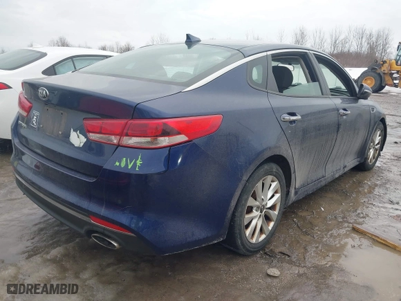 2018 Kia Optima LX with VIN 5XXGT4L37JG272807, listed as a IAAI auction lot 41689762 with 67,059 mi miles. Bid and sale history available at carsss.com. Image 4.