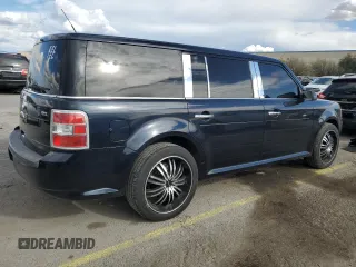 2010 Ford Flex SEL z VIN 2FMGK5CC6ABA24939, wystawiony jako Copart lot #51869795 z przebiegiem 174 987 mil mil oraz Szkoda całkowita • Salvage title. Historia ofert i sprzedaży dostępna na DreamBid. Obrazek 3.
