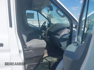 2015 Ford Transit Cargo z VIN 1FTNR2CG1FKB04641, wystawiony jako IAAI lot #42642710 z przebiegiem 136 892 mil mil oraz . Historia ofert i sprzedaży dostępna na DreamBid. Obrazek 5.
