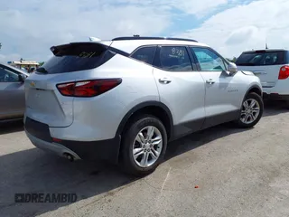 2020 Chevrolet Blazer LT с VIN 3GNKBJRS0LS552471, выставлен на аукционе IAAI как лот 42368381 с пробегом 89 697 миль миль и . История ставок и продаж доступна на DreamBid. Изображение 4.