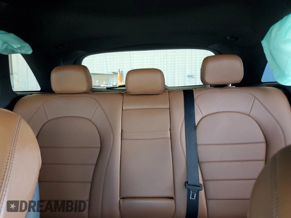 2021 Mercedes-Benz GLC 300 z VIN W1N0G8DB5MV268307, wystawiony jako Copart lot #58694625 z przebiegiem Nie podano mil oraz Nie do naprawy • Non repairable. Historia ofert i sprzedaży dostępna na DreamBid. Obrazek 10.