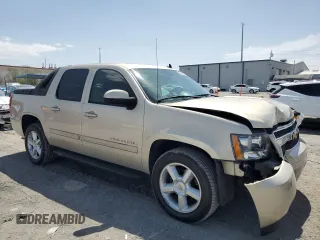 2007 Chevrolet Avalanche LTZ z VIN 3GNEC12037G218415, wystawiony jako Copart lot #61975825 z przebiegiem 86 519 mil mil oraz Szkoda całkowita • Salvage title. Historia ofert i sprzedaży dostępna na DreamBid. Obrazek 4.