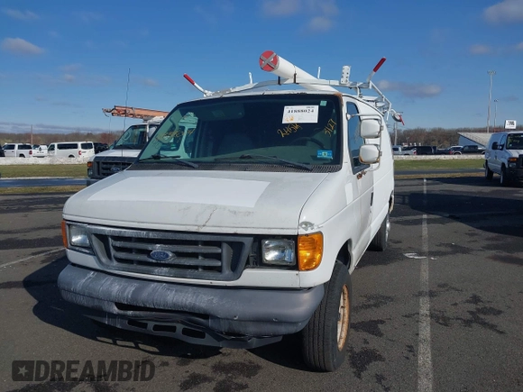 2006 Ford Econoline Cargo z VIN 1FTNE24L56DA64432, wystawiony jako IAAI lot #41888024 z przebiegiem 245 481 mil mil oraz . Historia ofert i sprzedaży dostępna na DreamBid. Obrazek 6.