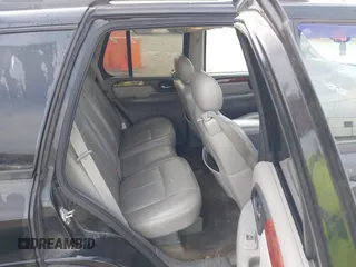 2008 GMC Envoy Denali with VIN 1GKET63M082187436, listed as a IAAI auction lot 41726422 with 195,918 mi miles. Bid and sale history available at carsss.com. Image 8.
