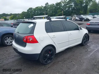 2007 Volkswagen Rabbit with VIN WVWDS71K37W068837, listed as a IAAI auction lot 40072552 with 999,999 mi miles. Bid and sale history available at carsss.com. Image 4.