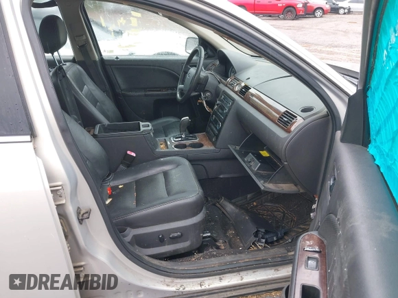 2009 Ford Taurus Limited with VIN 1FAHP25W79G118127, listed as a IAAI auction lot 42256616 with Not provided miles and . Bid and sale history available at DreamBid. Image 5.