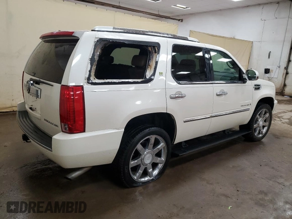 2009 Cadillac Escalade z VIN 1GYFK43599R215849, wystawiony jako Copart lot #51853845 z przebiegiem Nie podano mil oraz Czysty tytuł • Clean title. Historia ofert i sprzedaży dostępna na DreamBid. Obrazek 3.