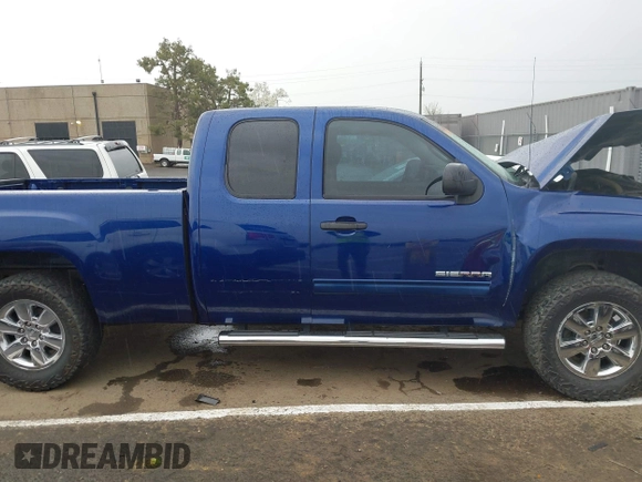 2013 GMC Sierra 1500 SLE with VIN 1GTR2VE70DZ261943, listed as a IAAI auction lot 41767646 with 318,185 mi miles and . Bid and sale history available at DreamBid. Image 14.