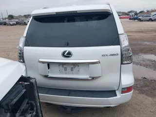 2020 Lexus GX with VIN JTJAM7BX8L5246150, listed as a IAAI auction lot 41335676 with 117,375 mi miles. Bid and sale history available at carsss.com. Image 16.