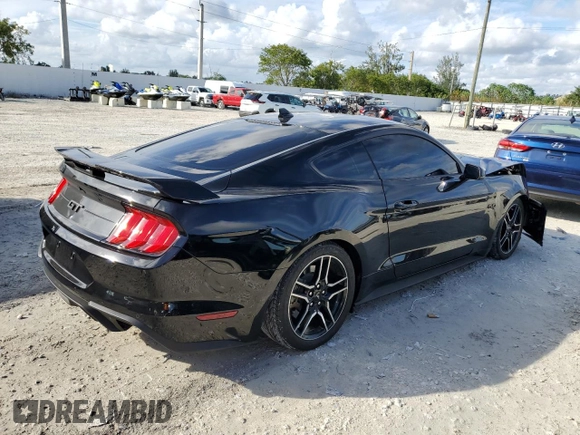 2021 Ford Mustang GT with VIN 1FA6P8CF0M5157658, listed as a Copart auction lot 68723122 with 13,929 mi miles. Bid and sale history available at carsss.com. Image 3.