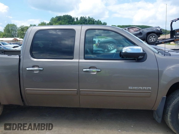 2012 GMC Sierra 1500 SLT with VIN 3GTP2WE71CG189114, listed as a IAAI auction lot 42661045 with 194,328 mi miles and . Bid and sale history available at DreamBid. Image 13.
