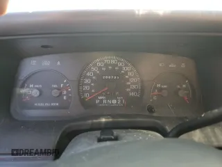 1998 Ford Crown Victoria Police with VIN 2FAFP71W5WX174213, listed as a Copart auction lot 87191094 with 288,723 mi miles and Salvage Title. Bid and sale history available at carsss.com. Image 9.