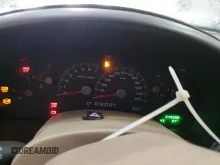 2004 Ford Expedition Special Service z VIN 1FMRU15W94LA96774, wystawiony jako Copart lot #51732085 z przebiegiem 249 080 mil mil oraz Szkoda całkowita • Salvage title. Historia ofert i sprzedaży dostępna na DreamBid. Obrazek 9.