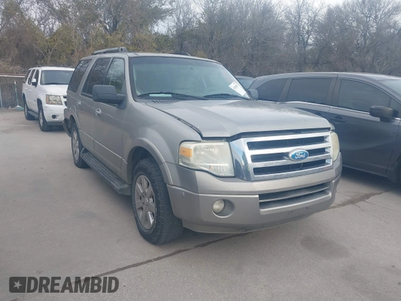 2009 Ford Expedition SSV with VIN 1FMFU15589LA14700, listed as a IAAI auction lot 41268547 with 185,522 mi miles and . Bid and sale history available at DreamBid. Image 1.