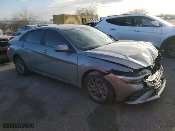 2024 Hyundai Elantra Essential with VIN KMHLM4DG9RU776595, listed as a Copart auction lot 47137105 with 1,716 mi miles and Salvage Title. Bid and sale history available at carsss.com. Image 4.