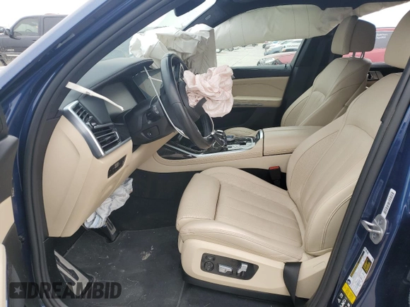 2022 BMW X7 xDrive40i with VIN 5UXCW2C04N9K27194, listed as a Copart auction lot 89009155 with 0 mi miles and Salvage Title. Bid and sale history available at carsss.com. Image 7.