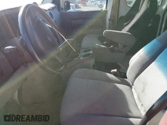 2011 Ford Econoline Cargo Commercial z VIN 1FTSS3ELXBDA28293, wystawiony jako Copart lot #76384384 z przebiegiem 199 792 mil mil oraz Szkoda całkowita • Salvage title. Historia ofert i sprzedaży dostępna na DreamBid. Obrazek 7.