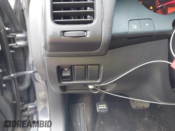2009 Nissan Altima S with VIN 1N4AL21E49C112450, listed as a IAAI auction lot 41094966 with 127,919 mi miles and . Bid and sale history available at DreamBid. Image 11.