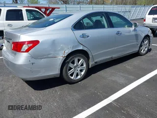 2008 Lexus ES 350 with VIN JTHBJ46G982221631, listed as a IAAI auction lot 41931159 with 303,492 mi miles. Bid and sale history available at carsss.com. Image 4.