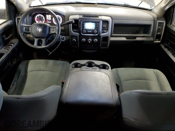 2015 Ram 2500 Tradesman z VIN 3C6UR5CL1FG524912, wystawiony jako Copart lot #54245925 z przebiegiem 312 171 mil mil oraz Czysty tytuł • Clean title. Historia ofert i sprzedaży dostępna na DreamBid. Obrazek 8.