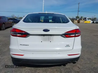 2019 Ford Fusion SE with VIN 3FA6P0HD6KR201777, listed as a IAAI auction lot 41615610 with 93,989 mi miles. Bid and sale history available at carsss.com. Image 16.
