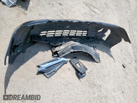 2018 Toyota Sienna XLE Auto Access Seat with VIN 5TDYZ3DC3JS937714, listed as a Copart auction lot 57392425 with 212,231 mi miles and Salvage title. Bid and sale history available at DreamBid. Image 13.