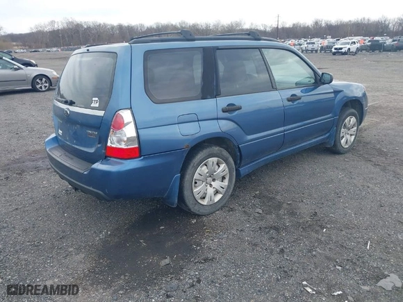 2008 Subaru Forester (Natl) X with VIN JF1SG63658H711915, listed as a IAAI auction lot 41827523 with 277,400 mi miles. Bid and sale history available at carsss.com. Image 4.