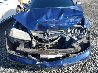 2002 Acura CL with VIN 19UYA42472A001930, listed as a IAAI auction lot 42008990 with 180,327 mi miles. Bid and sale history available at carsss.com. Image 6.
