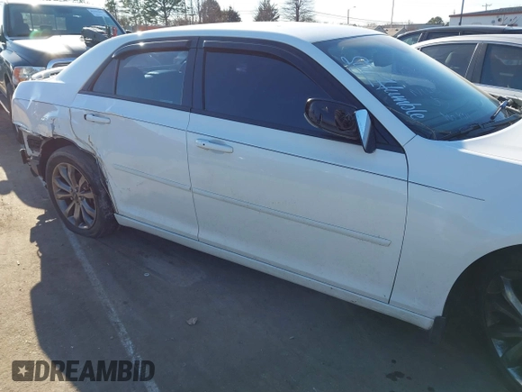 2014 Chrysler 300 with VIN 2C3CCAGT6EH286860, listed as a IAAI auction lot 41356345 with 87,658 mi miles. Bid and sale history available at carsss.com. Image 17.
