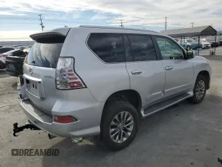 2014 Lexus GX 460 Luxury z VIN JTJJM7FX4E5066838, wystawiony jako Copart lot #47304235 z przebiegiem 171 839 mil mil oraz Szkody całkowita. Historia ofert i sprzedaży dostępna na DreamBid. Obrazek 3.