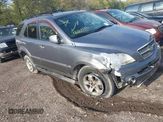 2004 Kia Sorento LX with VIN KNDJC733145303033, listed as a IAAI auction lot 42183385 with Not provided miles and . Bid and sale history available at DreamBid. Image 1.