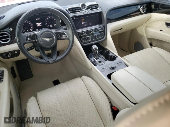 2022 Bentley Bentayga V8 z VIN SJAAM2ZV4NC011285, wystawiony jako Copart lot #75246624 z przebiegiem 33 179 mil mil oraz Nie do naprawy. Historia ofert i sprzedaży dostępna na DreamBid. Obrazek 8.