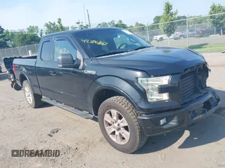 2015 Ford F-150 XLT z VIN 1FTFX1EF0FFA38570, wystawiony jako IAAI lot #42586703 z przebiegiem 145 459 mil mil oraz . Historia ofert i sprzedaży dostępna na DreamBid. Obrazek 1.