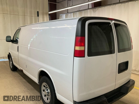 2012 Chevrolet Express Cargo z VIN 1GCSGAFX0C1143284, wystawiony jako IAAI lot #42639427 z przebiegiem 281 833 mil mil oraz . Historia ofert i sprzedaży dostępna na DreamBid. Obrazek 28.