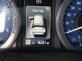 2017 Toyota Sienna XLE Auto Access Seat with VIN 5TDYZ3DC6HS850223, listed as a IAAI auction lot 41958525 with 46,261 mi miles and . Bid and sale history available at DreamBid. Image 16.