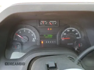 2010 Ford Econoline Cargo Commercial z VIN 1FTNE2EL0ADA17719, wystawiony jako Copart lot #59343765 z przebiegiem 85 417 mil mil oraz Tytuł czysty. Historia ofert i sprzedaży dostępna na DreamBid. Obrazek 9.