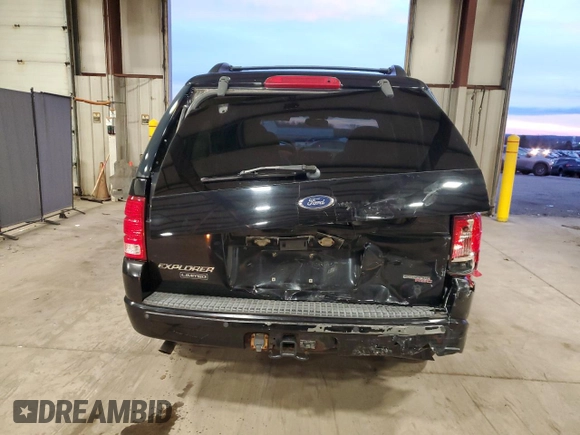 2005 Ford Explorer Limited z VIN 1FMDU75W85UB75412, wystawiony jako Copart lot #85510414 z przebiegiem 215 574 mil mil oraz Szkoda całkowita • Salvage title. Historia ofert i sprzedaży dostępna na DreamBid. Obrazek 6.