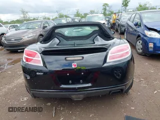 2007 Saturn Sky z VIN 1G8MB35B47Y101636, wystawiony jako IAAI lot #42172809 z przebiegiem 51 724 mil mil oraz . Historia ofert i sprzedaży dostępna na DreamBid. Obrazek 17.