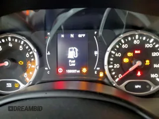 2018 Jeep Renegade Latitude z VIN ZACCJABB9JPH97519, wystawiony jako Copart lot #53047905 z przebiegiem 132 007 mil mil oraz Szkoda całkowita • Salvage title. Historia ofert i sprzedaży dostępna na DreamBid. Obrazek 9.