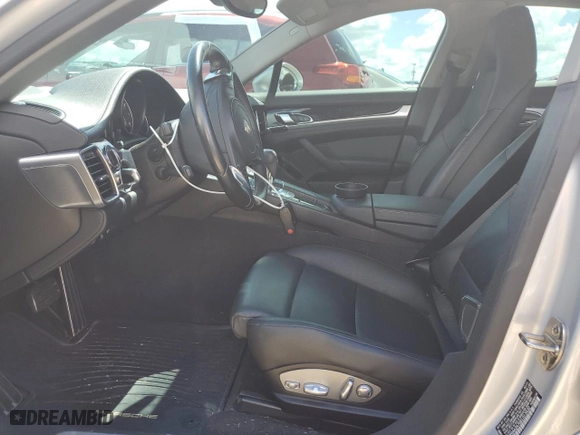 2014 Porsche Panamera with VIN WP0AA2A76EL013432, listed as a Copart auction lot 74246804 with 0 mi miles and Non Repairable. Bid and sale history available at carsss.com. Image 7.