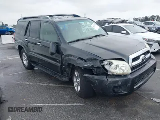 2008 Toyota 4Runner SR5 with VIN JTEZU14R88K011897, listed as a IAAI auction lot 41512510 with 1 mi miles. Bid and sale history available at carsss.com. Image 1.