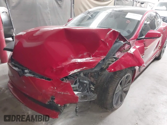 2022 Tesla Model S Plaid z VIN 5YJSA1E61NF471785, wystawiony jako IAAI lot #42208101 z przebiegiem Nie podano mil oraz . Historia ofert i sprzedaży dostępna na DreamBid. Obrazek 6.