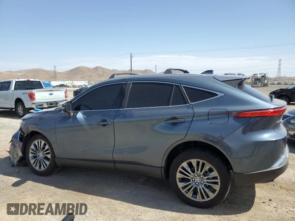 2024 Toyota Venza LE with VIN JTEAAAAH6RJ153805, listed as a Copart auction lot 66619794 with 5,086 mi miles and Salvage Title. Bid and sale history available at carsss.com. Image 2.