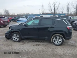 2022 Jeep Compass Latitude with VIN 3C4NJDBB9NT216660, listed as a IAAI auction lot 41505717 with 23,605 mi miles and . Bid and sale history available at DreamBid. Image 14.