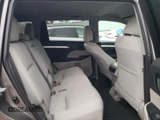 2017 Toyota Highlander LE with VIN 5TDBZRFH5HS375505, listed as a Copart auction lot 47137925 with 84,884 mi miles and Salvage title. Bid and sale history available at DreamBid. Image 11.