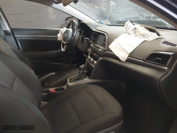 2019 Hyundai Elantra SEL with VIN 5NPD84LF1KH467449, listed as a IAAI auction lot 41693597 with 76,959 mi miles. Bid and sale history available at carsss.com. Image 5.