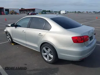 2011 Volkswagen Jetta SE with VIN 3VWDZ7AJ3BM369312, listed as a IAAI auction lot 42044977 with 107,695 mi miles and . Bid and sale history available at DreamBid. Image 3.