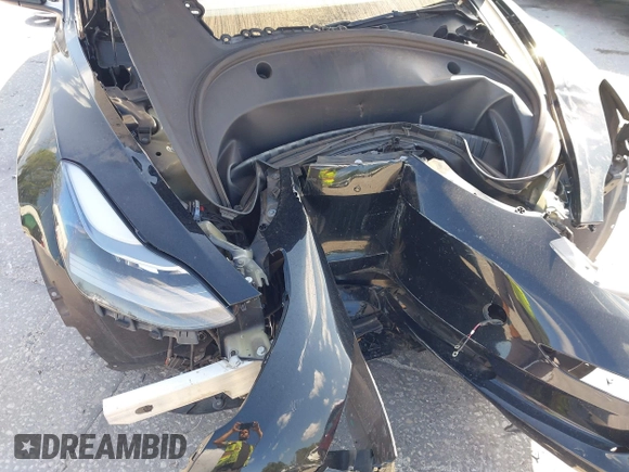 2023 Tesla Model 3 с VIN 5YJ3E1EA8PF620239, выставлен на аукционе IAAI как лот 41903785 с пробегом Не указан миль и . История ставок и продаж доступна на DreamBid. Изображение 6.