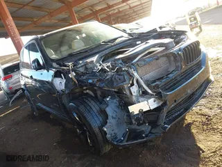 2017 BMW X5 xDrive40e iPerformance with VIN 5UXKT0C35H0V97078, listed as a IAAI auction lot 41601844 with 85,597 mi miles. Bid and sale history available at carsss.com. Image 17.